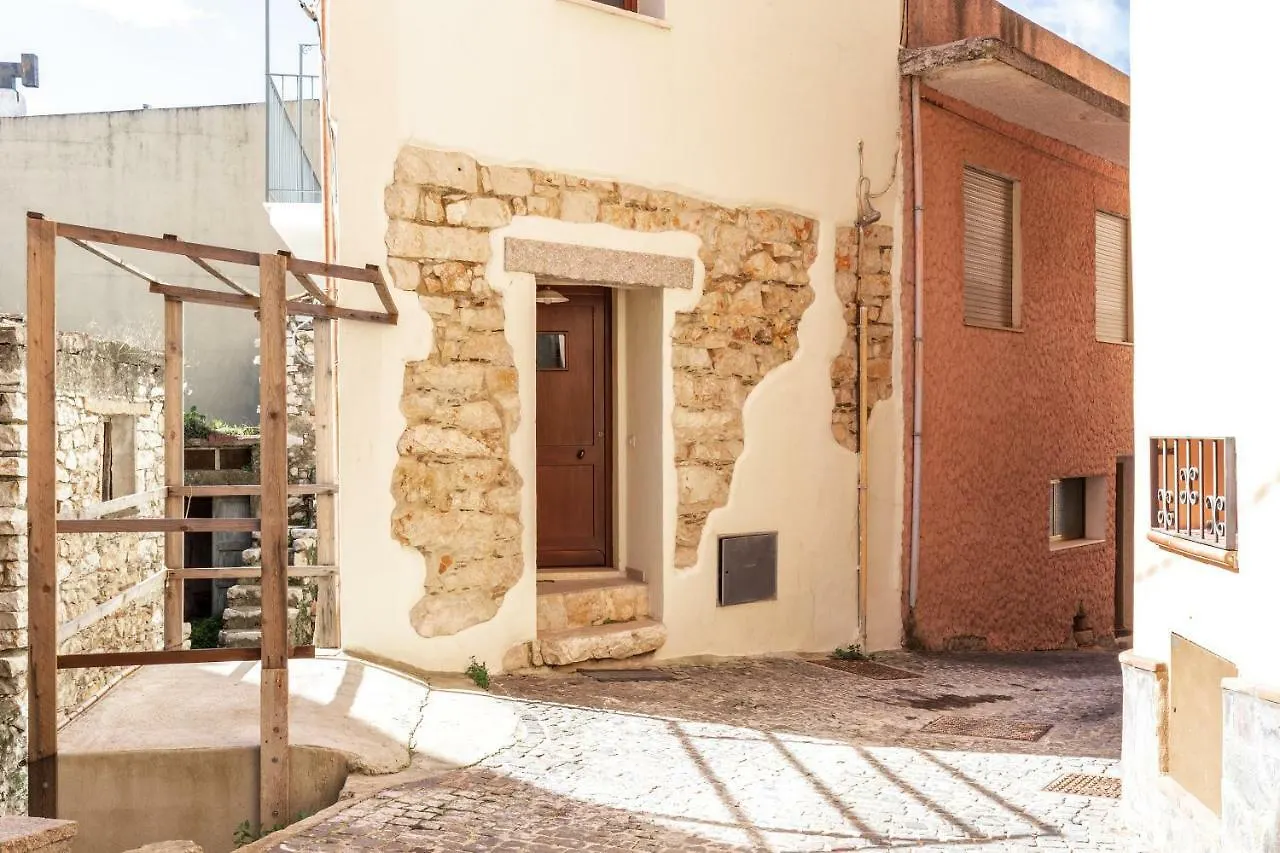 Domu Ala - Bynos Homes Baunei Italia