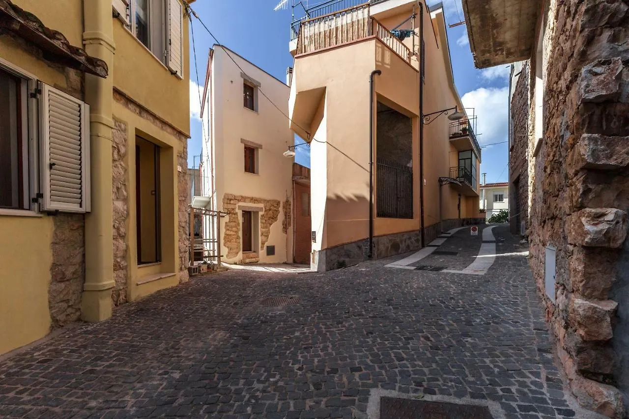 Casa vacanze Domu Ala - Bynos Homes Baunei